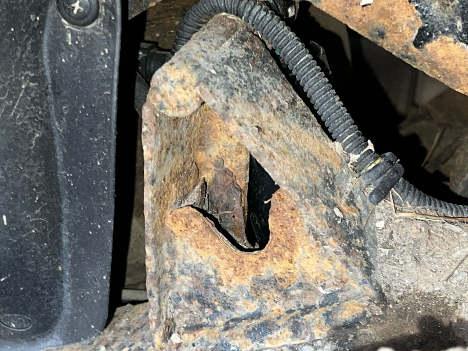 Новый Montero Топляк из ЭМИРАТОВ и Саратовский Паджеро от перекупа. фото 4 из 17