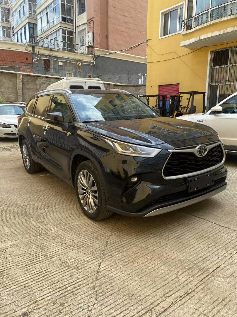 Купил в Китае почти новый Toyota Highlander. фото 7 из 13