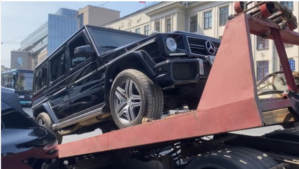Проверка и диагностика Bentley Bentayga в Москве. Дорогое, но не идеальное! фото 1 из 15