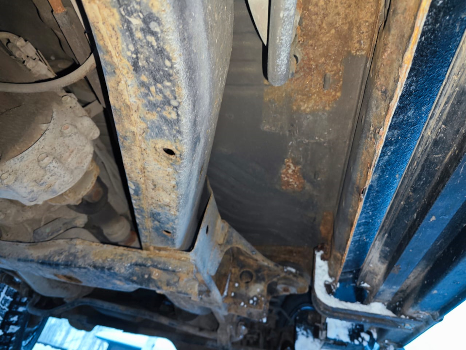 Что такое Nissan Patrol 2007-2009 за 2-2.5 млн рублей. Технические осмотры автомобилей. фото 11 из 19