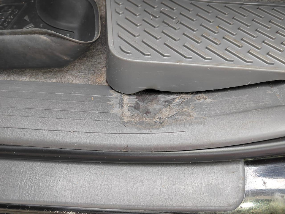 Подбор Toyota Land Cruiser Prado за 2 млн рублей! Нашли. фото 13 из 18