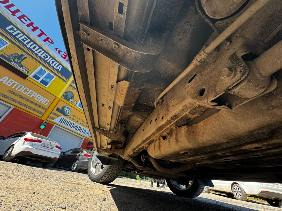 Подбор Toyota Land Cruiser Prado за 2 млн рублей! Нашли. фото 18 из 18