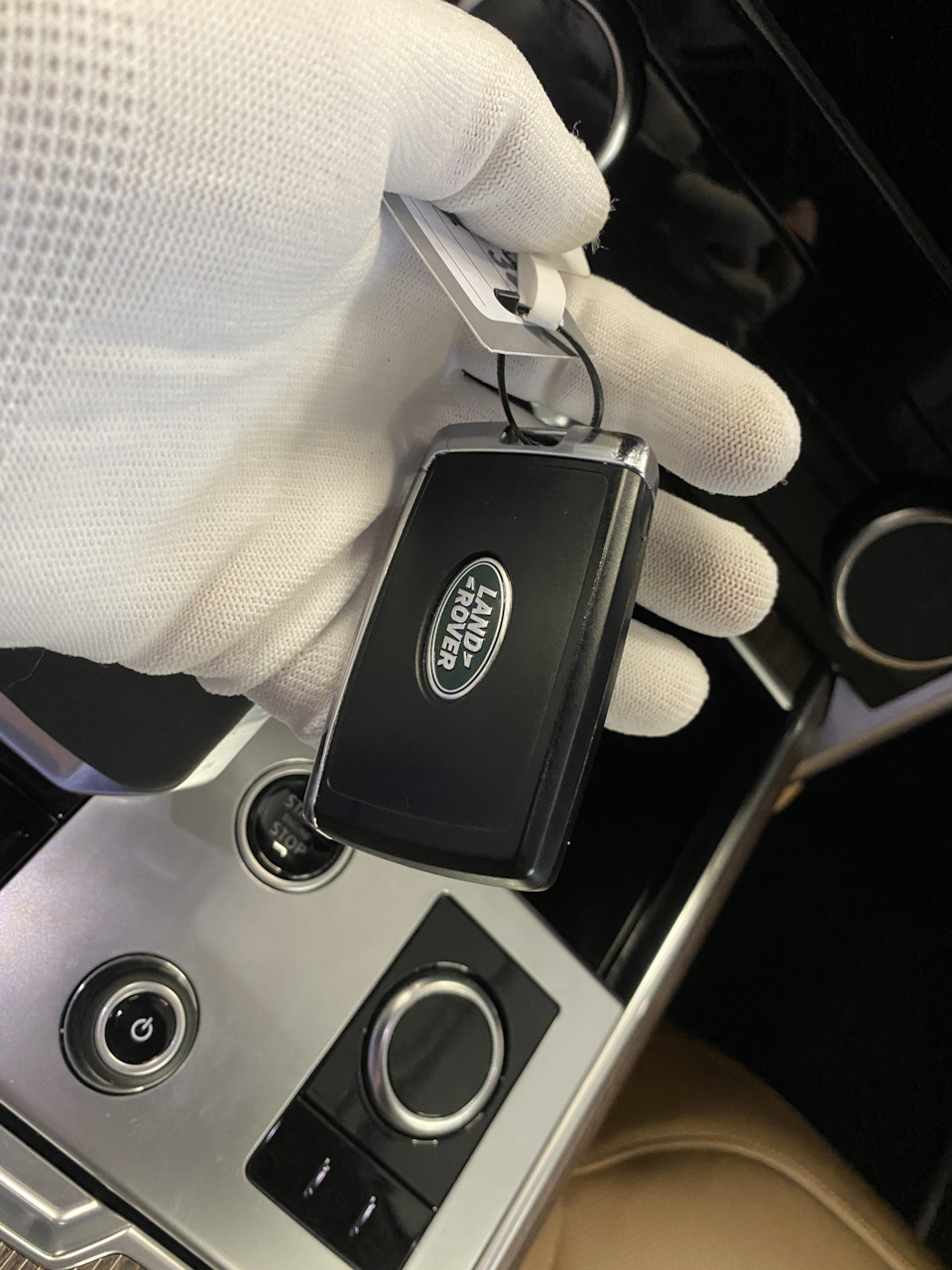 Клиентоориентированость дилера за 25 милллионов рублей или как я Land Rover Range Rover P530 осматривал. фото 5 из 9