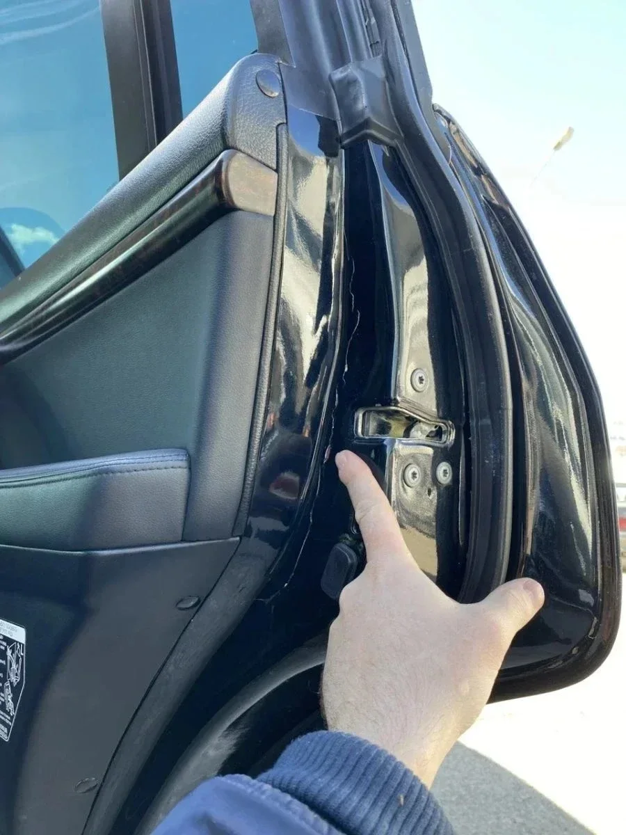 Бронированные Крузаки, Toyota Prado на механике и Запрещенный УАЗ Патриот! фото 4 из 25