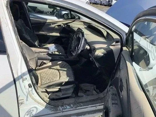 Утопленник из Японии! Осмотр Toyota Prius! фото 8 из 11