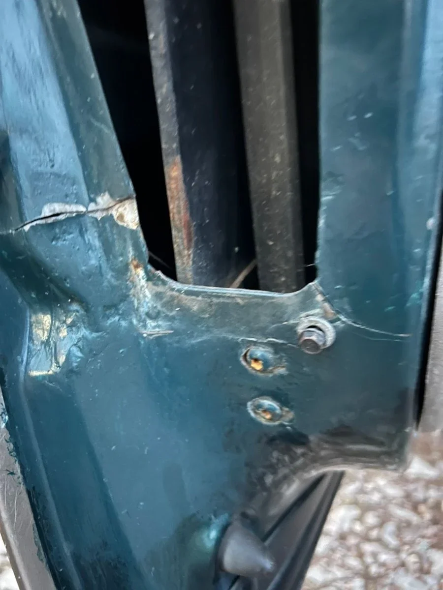 Осмотр бронированного Chevrolet Suburban в Красноярске! фото 3 из 7