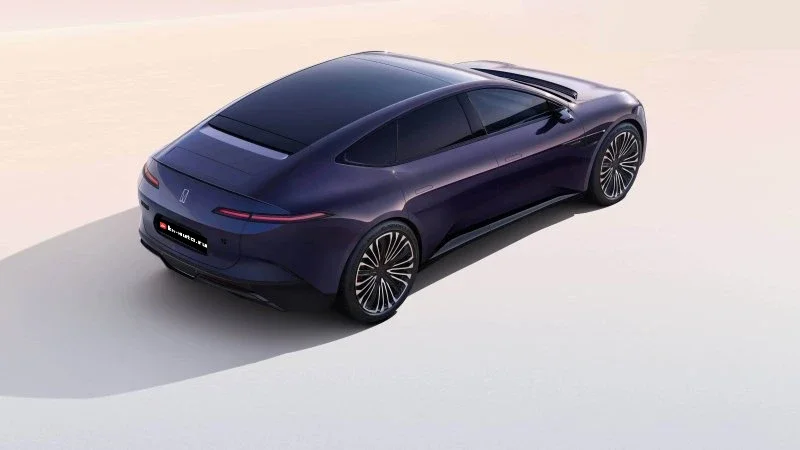 Китайская революция: почему Deepal и Avatr меняют правила игры на российском рынке и причем тут утильсбор? фото 3 из 14