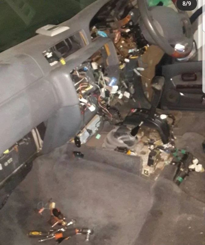 История жизни Lexus LX450. Часть 5. Вот и донор пошёл в разбор!!! фото 6 из 15