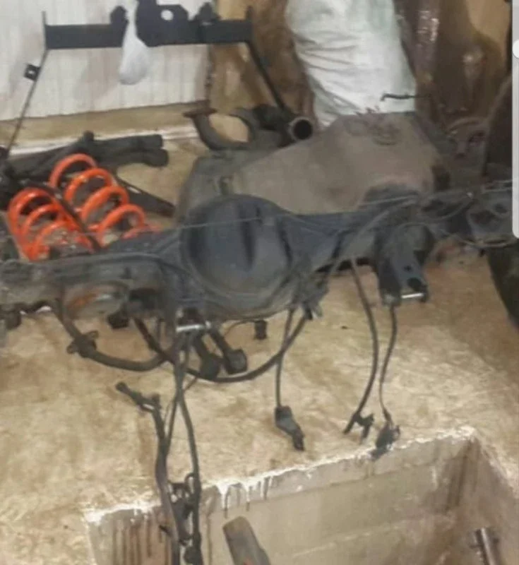 История жизни Lexus LX450. Часть 5. Вот и донор пошёл в разбор!!! фото 14 из 15