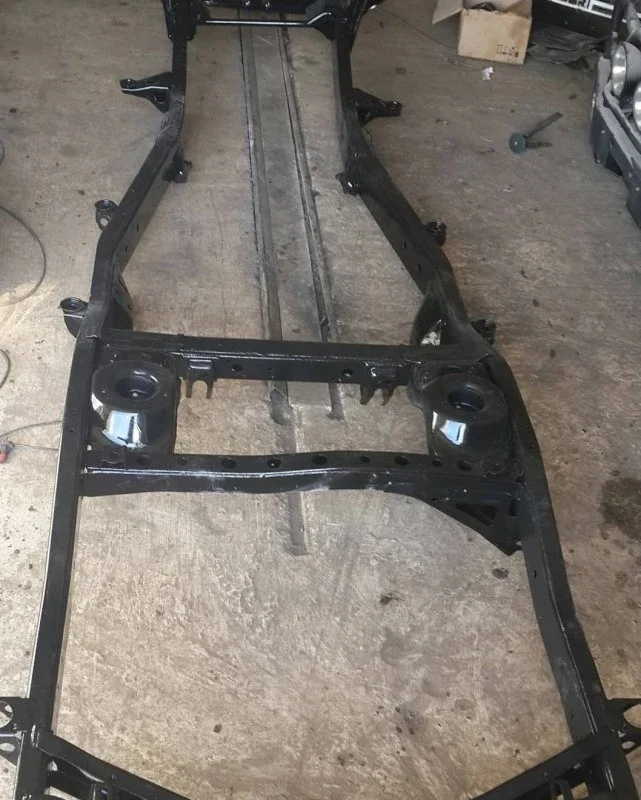 История жизни Lexus LX450. Часть 7. Покраска рамы!! фото 1 из 5