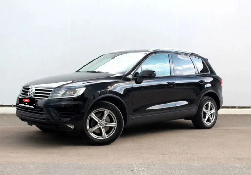 Подбор Volkswagen Touareg для заказчика из Иркутска. Москва — Иркутск. фото 1 из 10