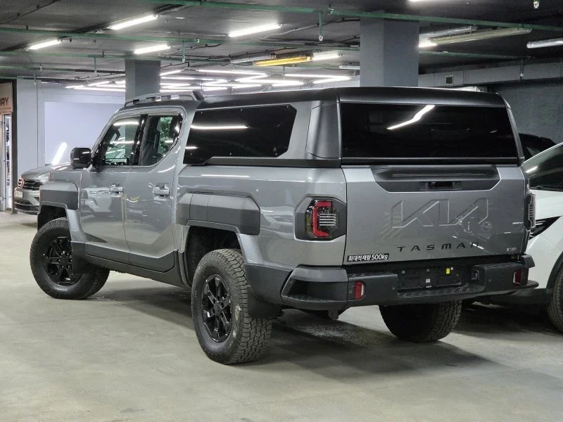 Каким получился новый рамный пикап Kia Tasman на 281 л.с. фото 2 из 3