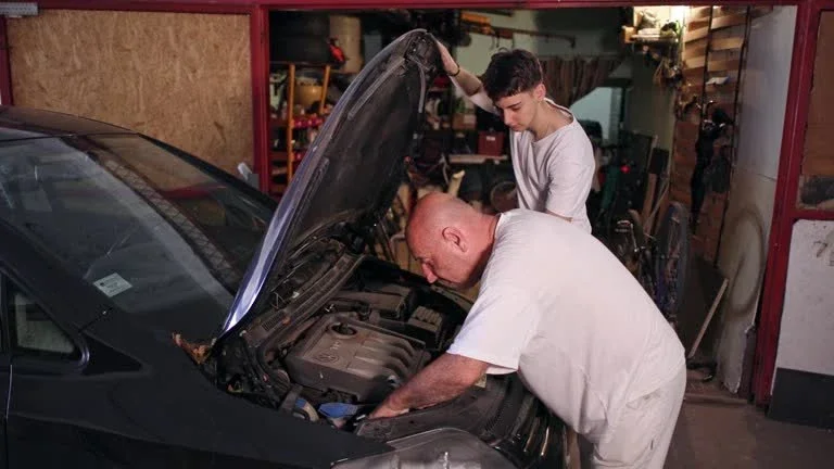 Дедовские советы, которые убьют вашу иномарку: 5 гаражных мифов, в которые мы до сих пор верим. фото 1 из 4