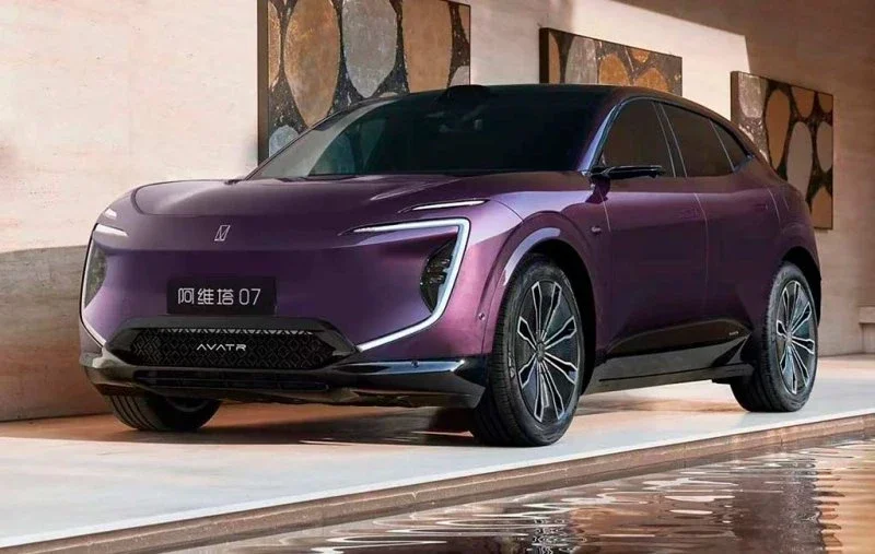 Китайская революция: почему Deepal и Avatr меняют правила игры на российском рынке и причем тут утильсбор? фото 5 из 14