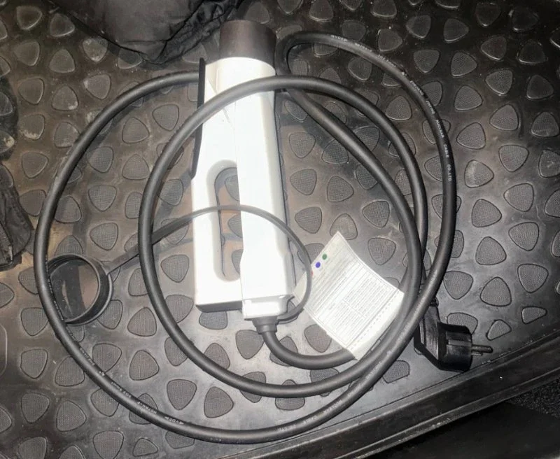 Почему электромобиль! Заряжаемся. Или как не убить батарею фото 1 из 3