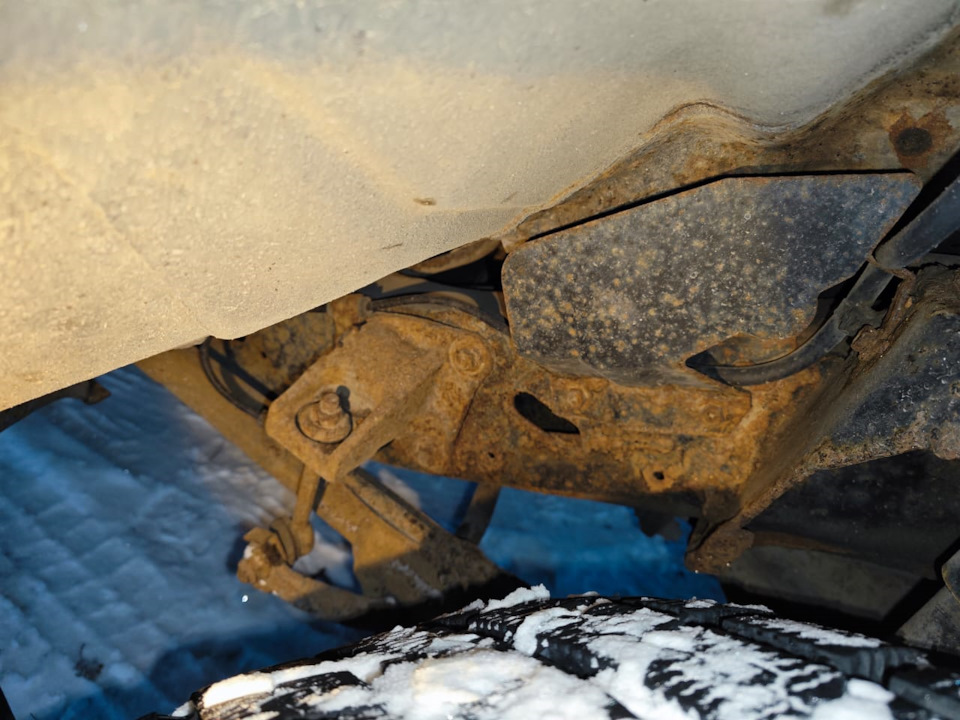 Что такое Nissan Patrol 2007-2009 за 2-2.5 млн рублей. Технические осмотры автомобилей. фото 12 из 19