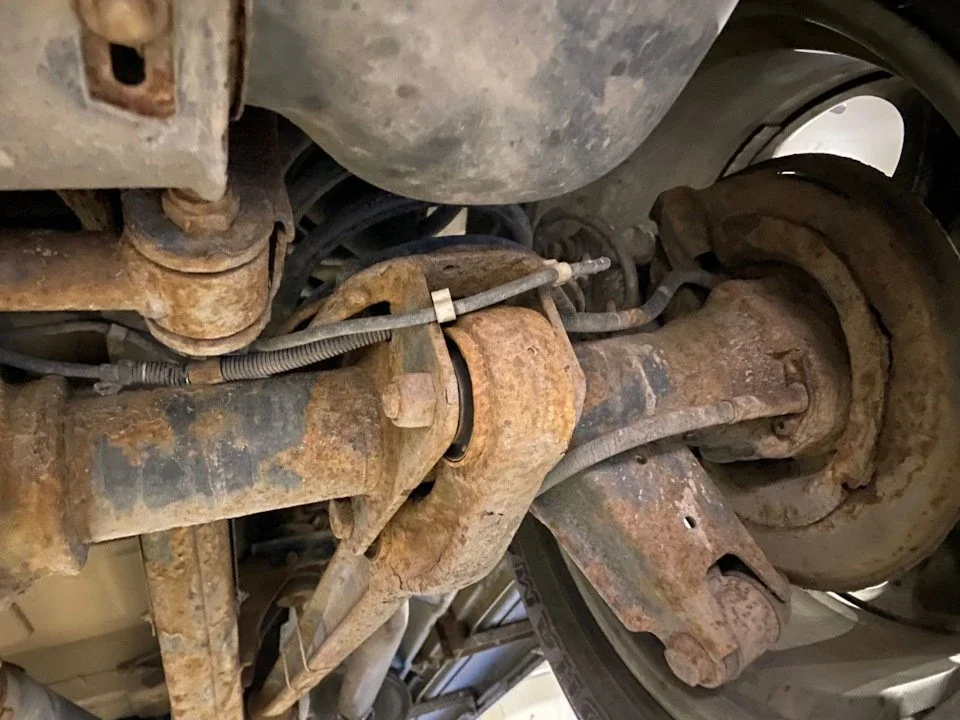 Старый Gelendwagen может сожрать не только твой кошелек! Что такое G-class 2002 года. фото 8 из 12