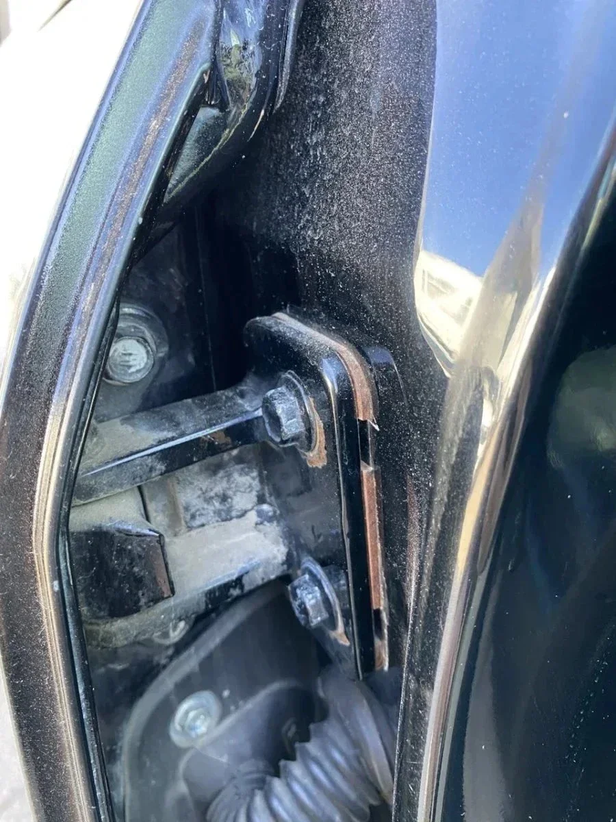 Бронированные Крузаки, Toyota Prado на механике и Запрещенный УАЗ Патриот! фото 7 из 25