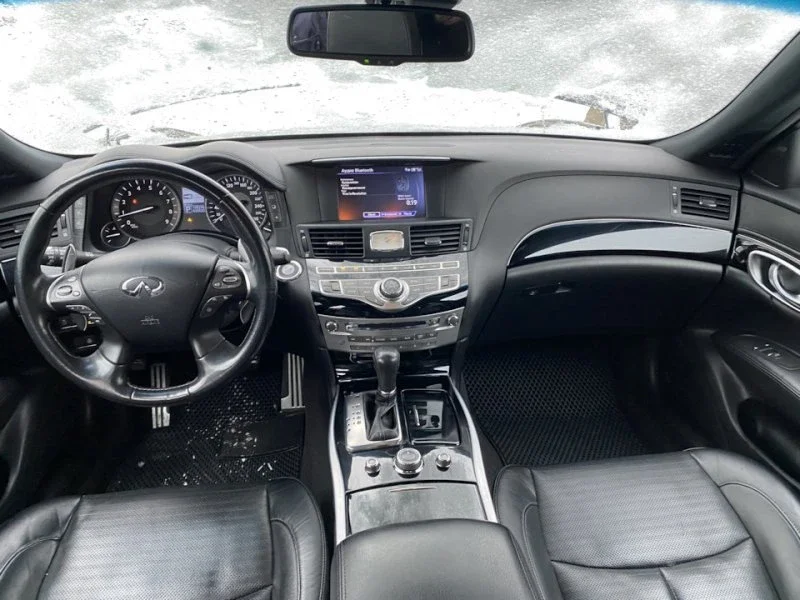 Осмотр и покупка Infiniti Q70S. 333 силы на полном приводе! фото 5 из 9