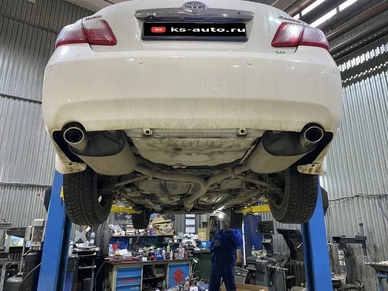 Масло льётся со всех щелей. А говорили Toyota не ломается!!! фото 8 из 9