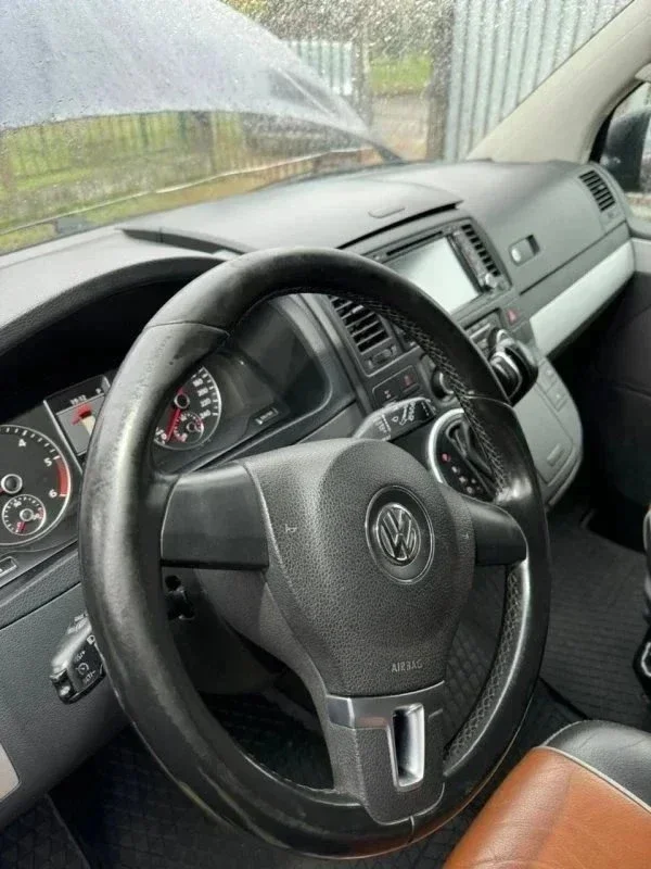 Проверки Volkswagen Multivan для автомобильного журналиста Паши Федорова. фото 9 из 12