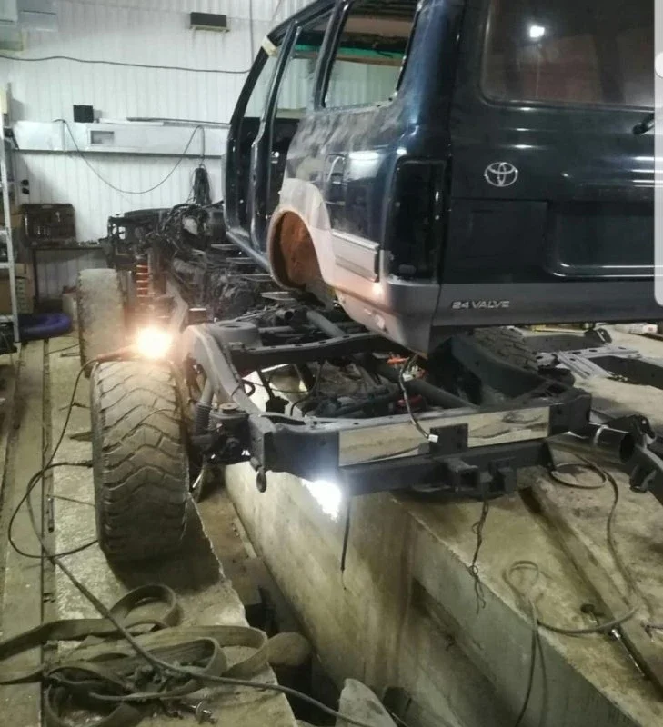 История жизни Lexus LX450. Часть 5. Вот и донор пошёл в разбор!!! фото 9 из 15