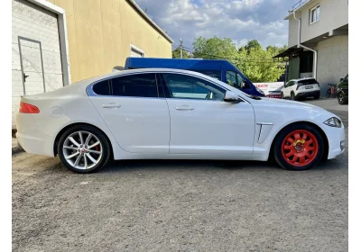 Котофей Иваныч прокололся, или удивительные приключения Jaguar XF250