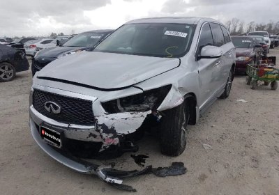 Тяжелая судьба бескарданной мексиканки.