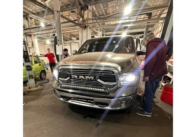 Искали Volkswagen Multivan, а купили Dodge RAM.