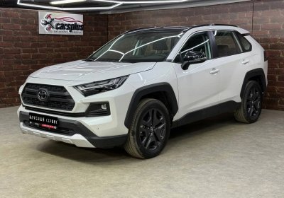 Toyota Rav4 (XA50) 2025: Что добавили в топовую комплектацию?