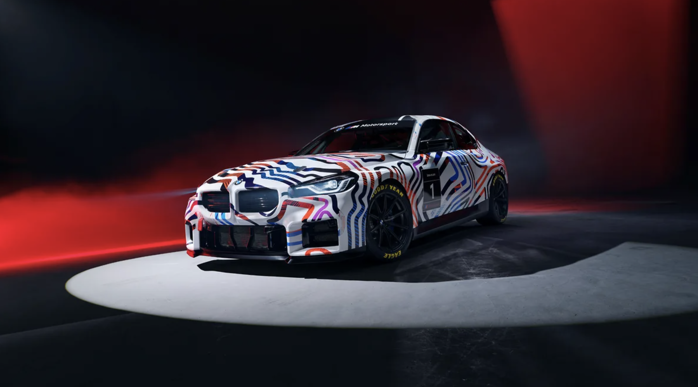 BMW внедряет натуральные композиты из льна в серийные автомобили