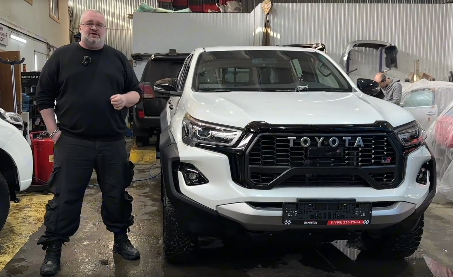 Toyota Hilux 4.0 V6 GR: последний классический пикап Toyota