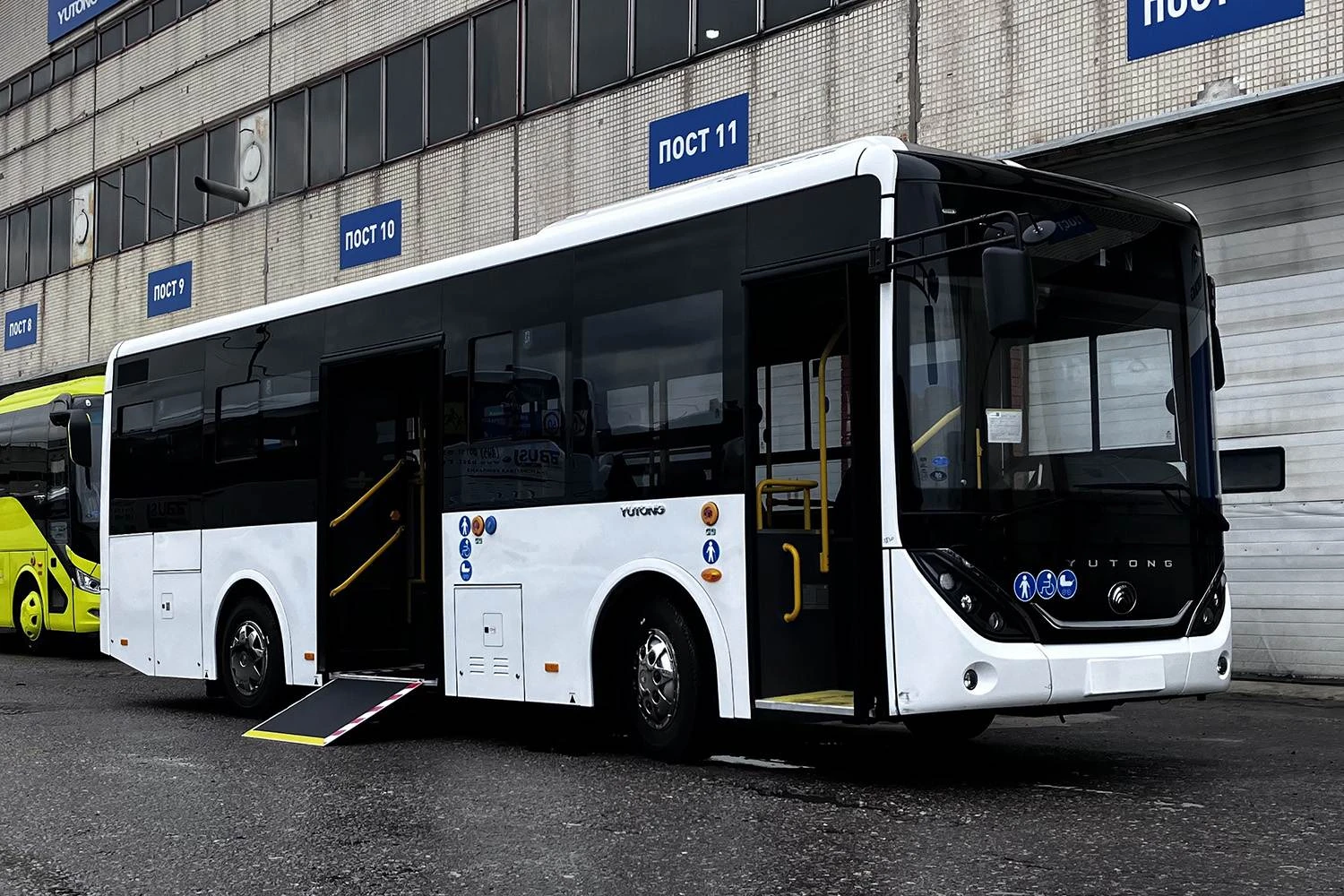 Yutong ZK6890HGQ, 2025г, Задний привод, Механическая