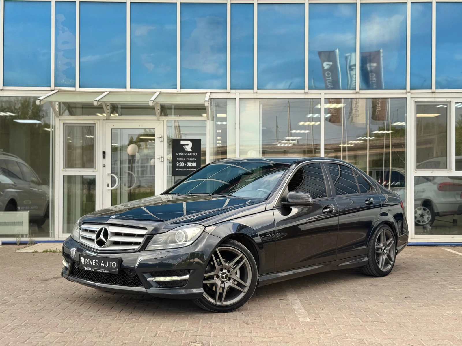 Mercedes-Benz C-Класс, 2012г, задний привод, автомат