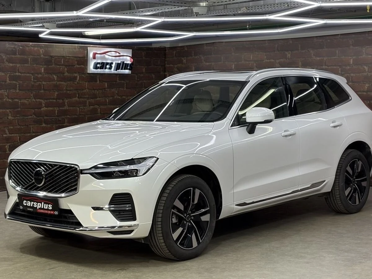 Volvo XC60, 2025г, полный привод, автомат