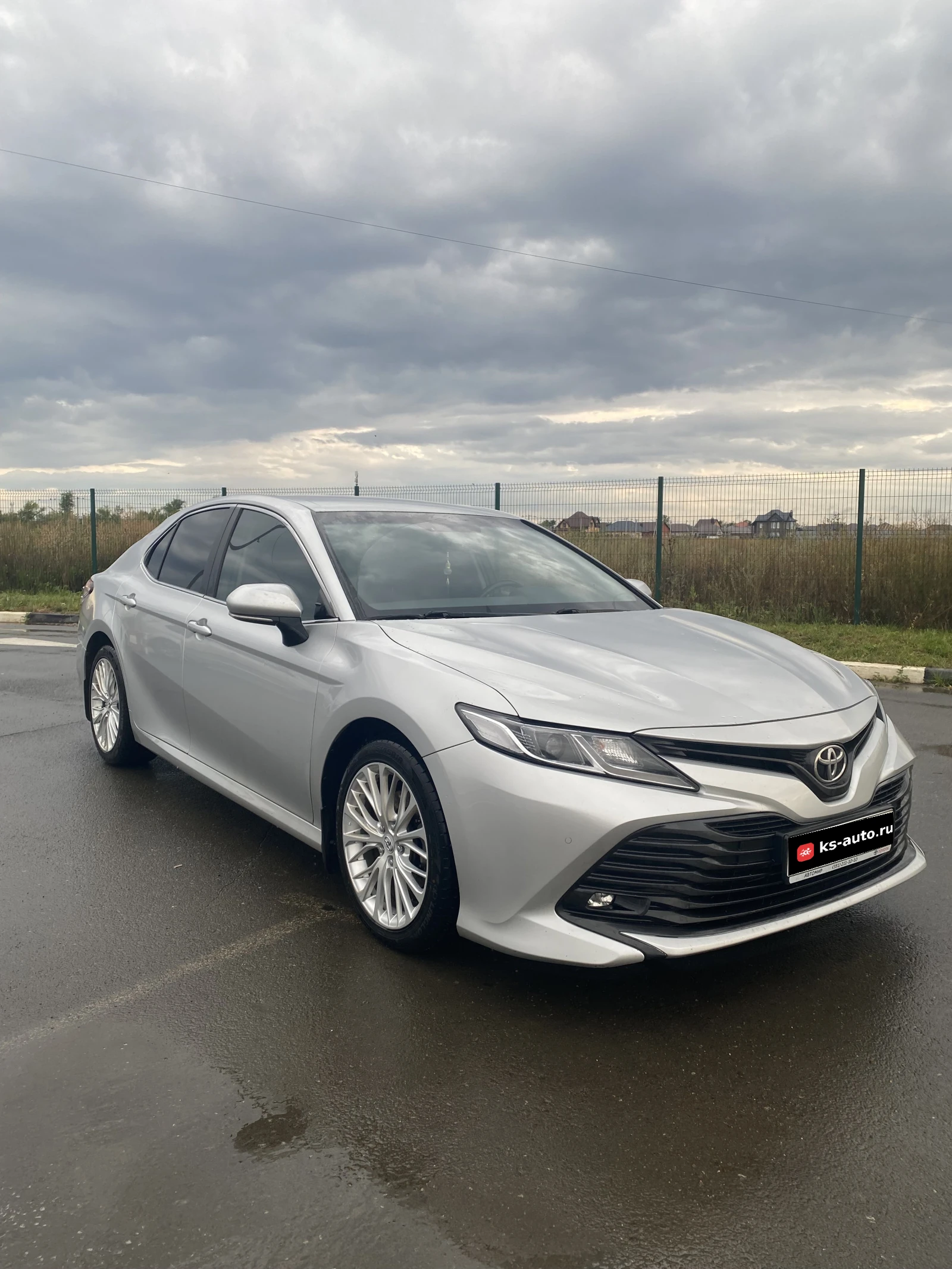 Toyota Camry, 2019г, передний привод, автомат