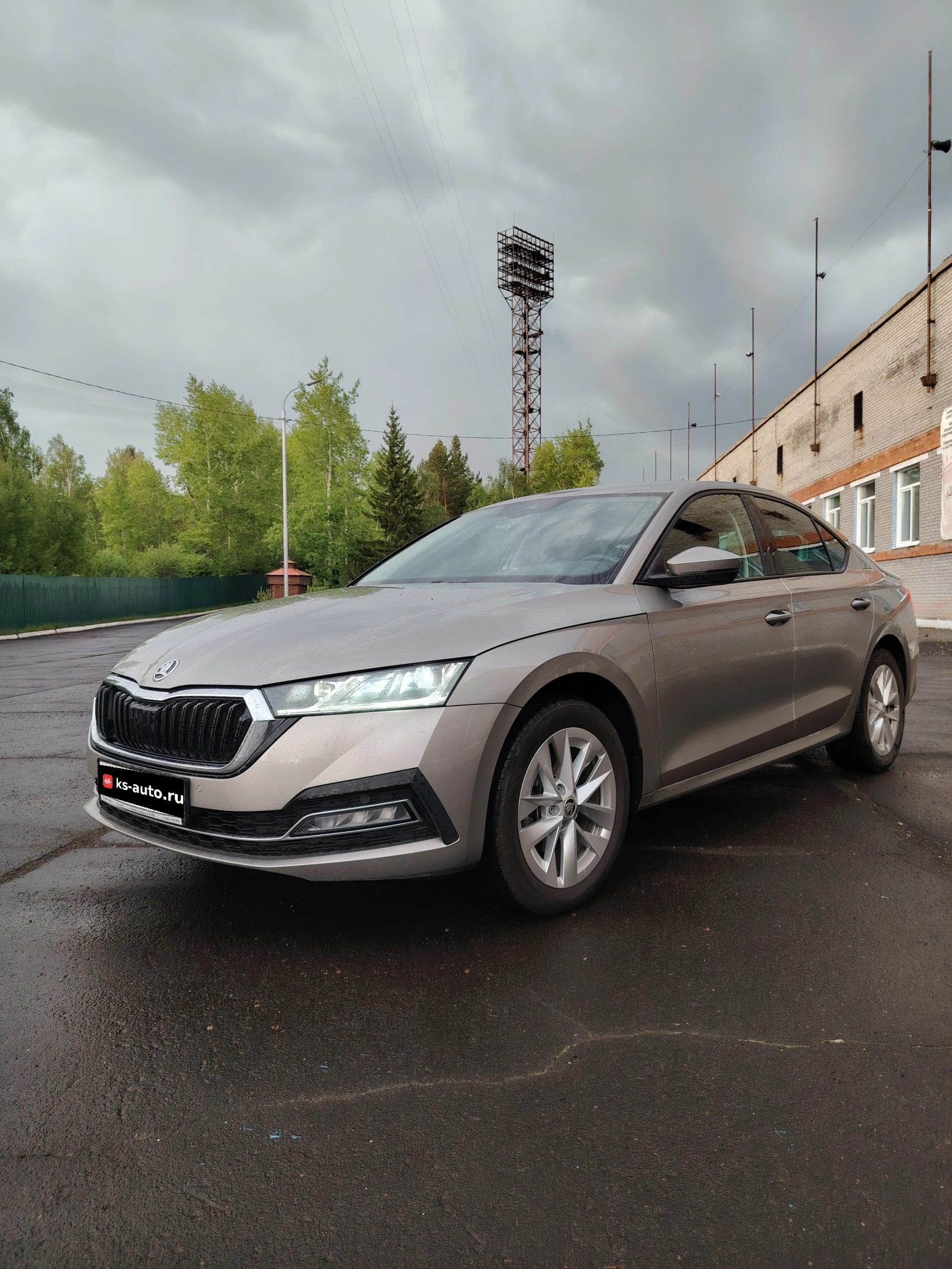 Skoda Octavia, 2021г, передний привод, автомат