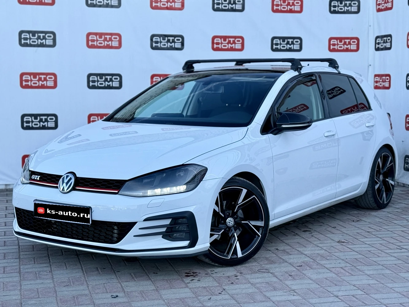 Volkswagen Golf, 2019г., передний привод, автомат