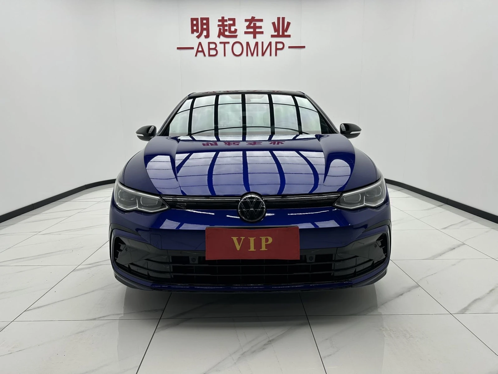 Volkswagen Golf, 2022г, передний привод, робот