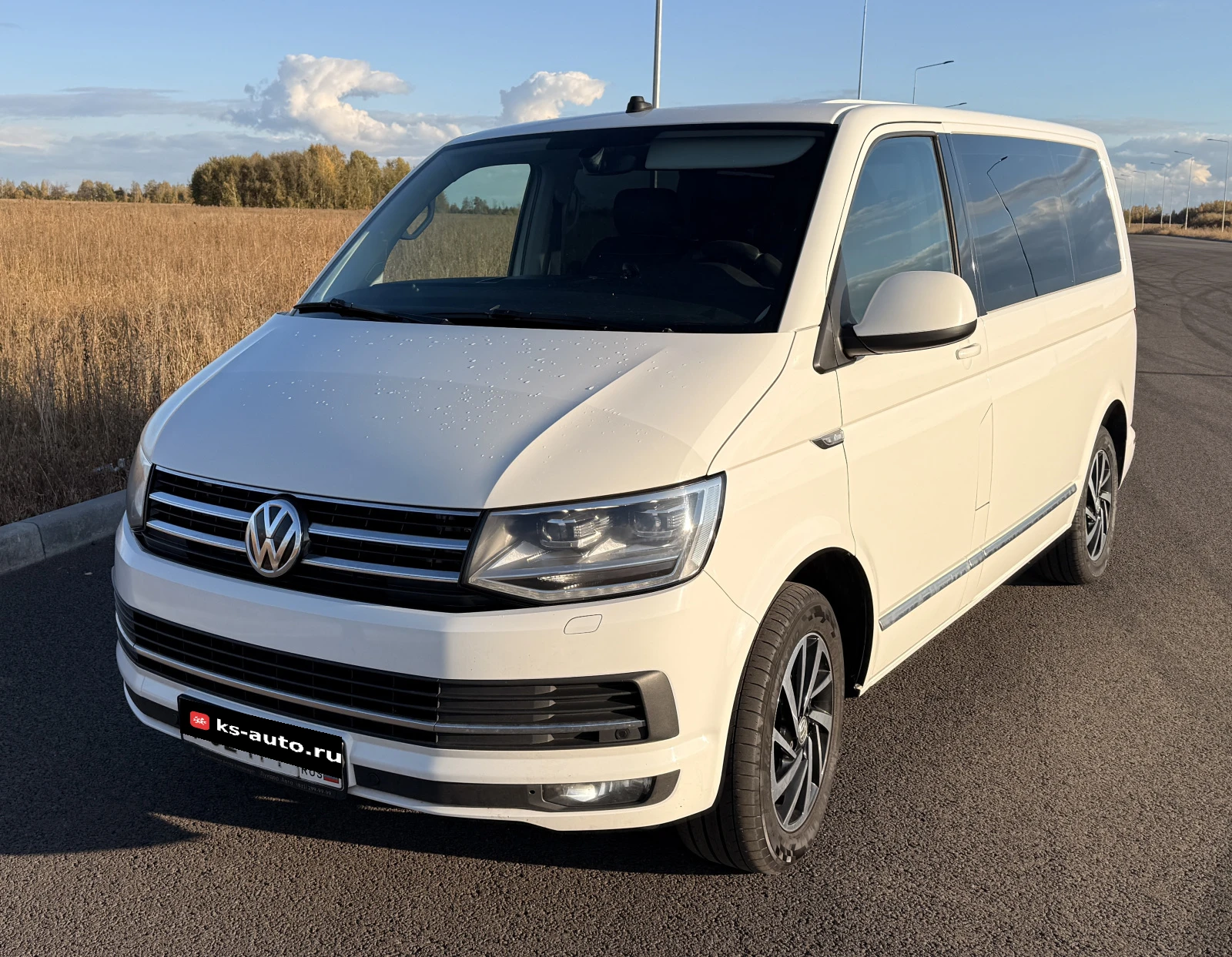 Volkswagen Caravelle, 2018г, передний привод, робот
