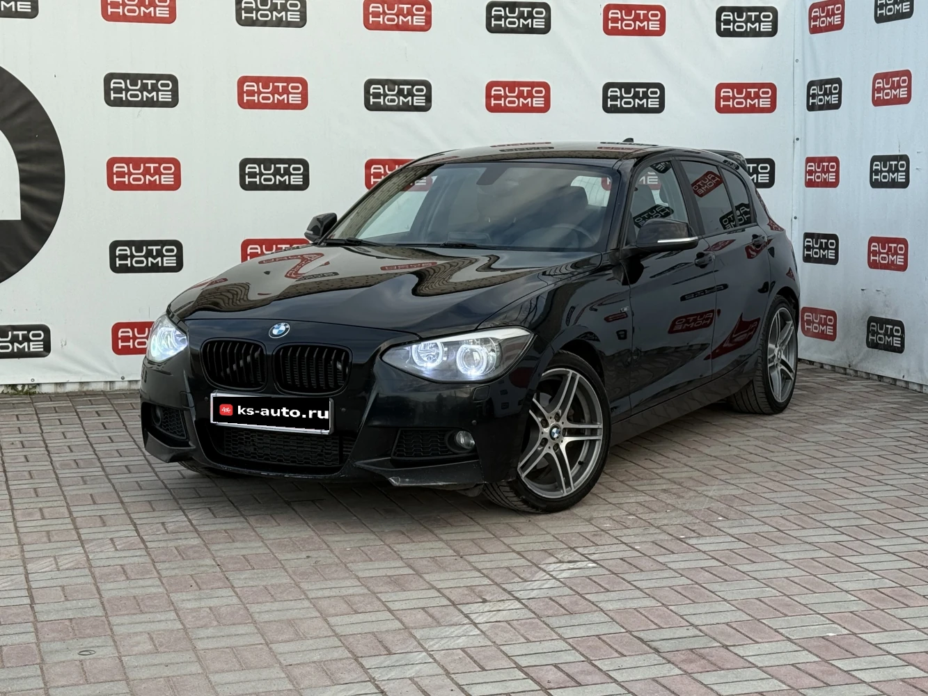 BMW 1 серии, 2012г, передний привод, автомат