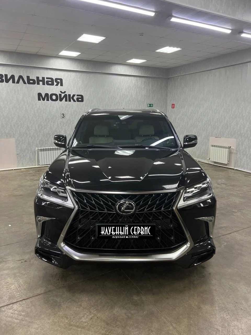 Lexus LX, 2019г, полный привод, автомат