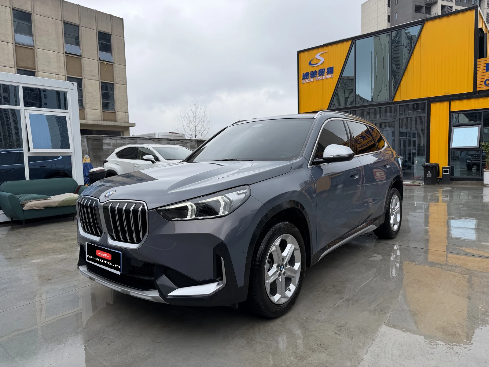 BMW X1, 2023г, передний привод, робот
