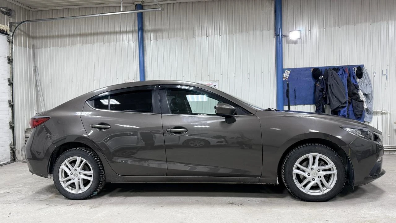 Mazda 3, 2014г., передний привод, автомат