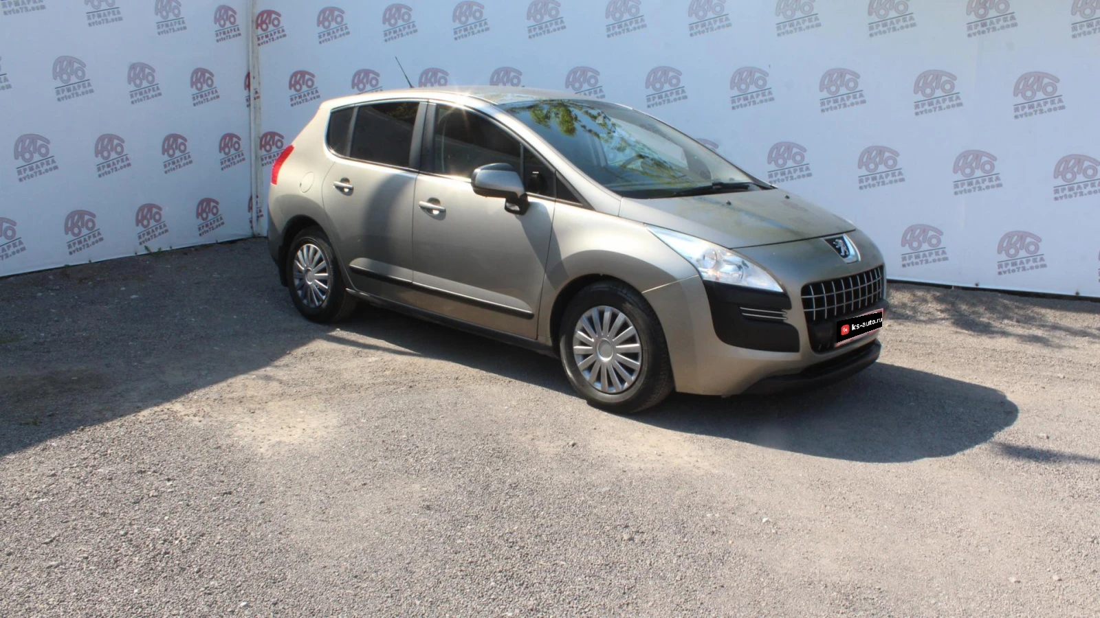 Peugeot 3008, 2011г, передний привод, механика
