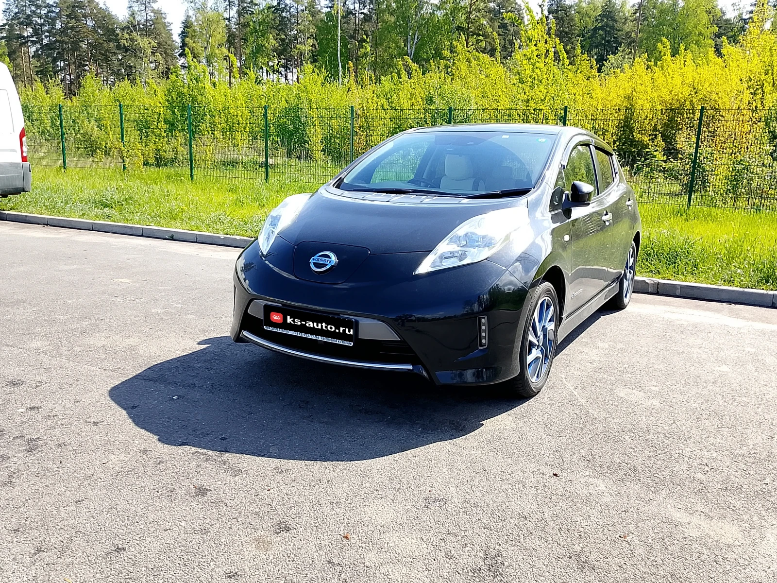 Nissan Leaf, 2016г, передний привод, автомат