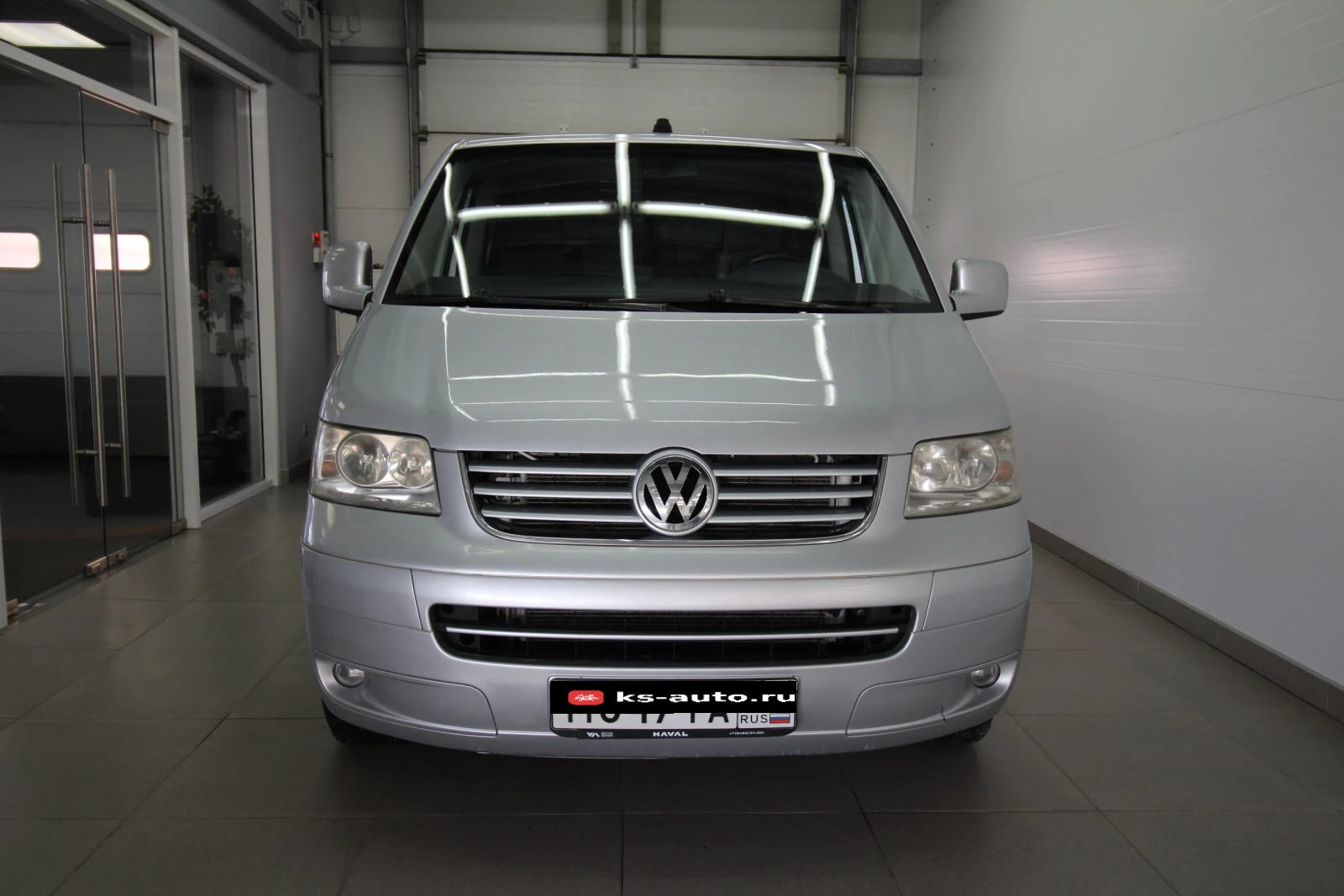 Volkswagen Caravelle, 2006г., передний привод, механика