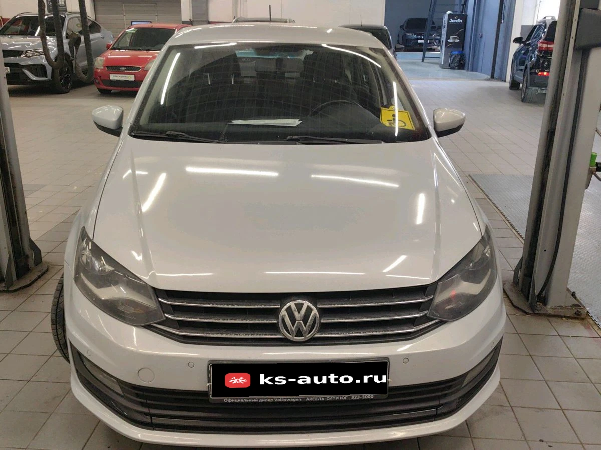 Volkswagen Polo, 2018г, передний привод, механика