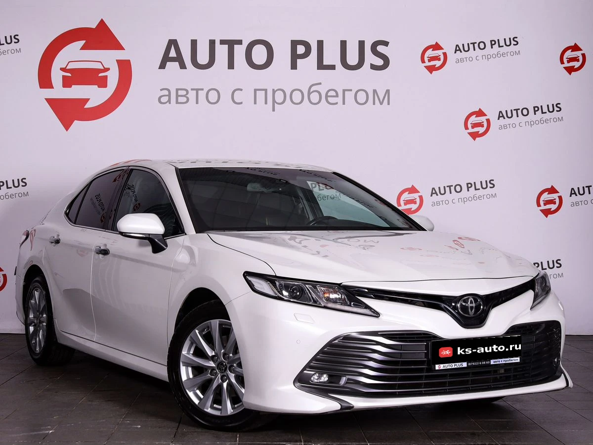 Toyota Camry, 2018г, передний привод, автомат