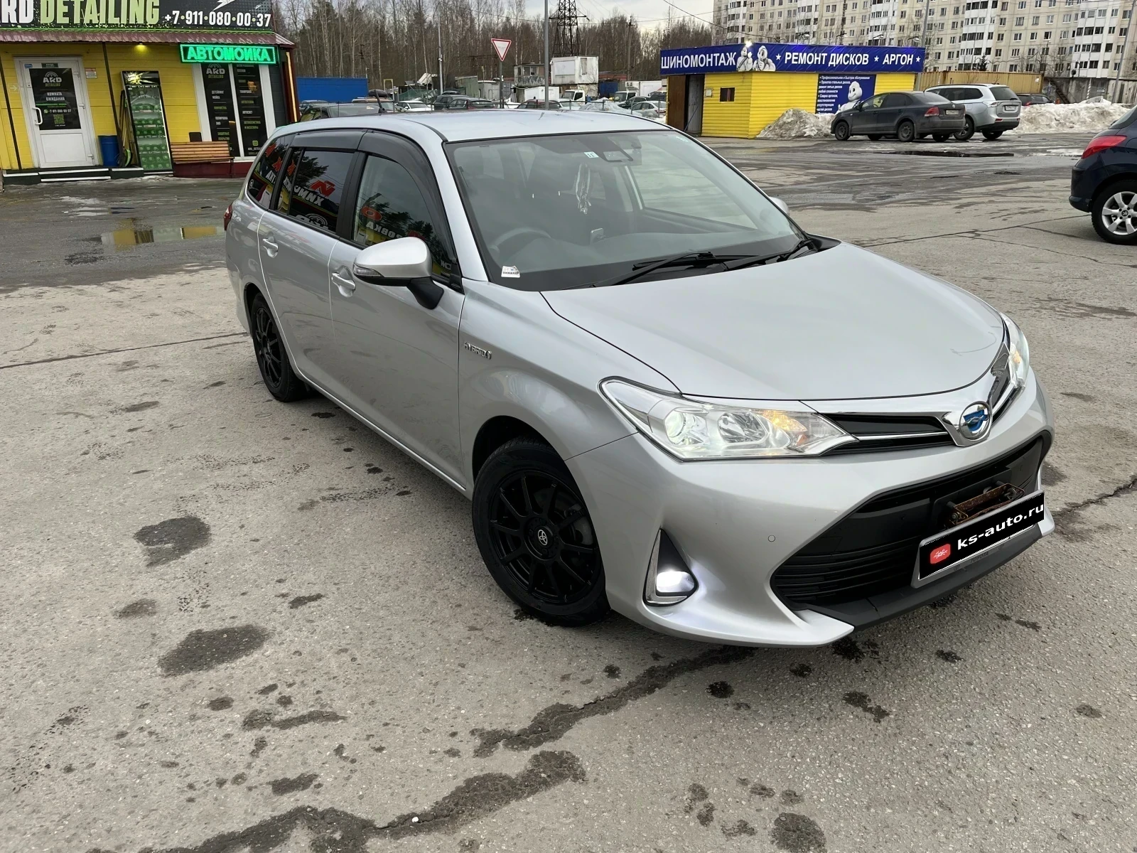 Toyota Corolla, 2017г, передний привод, вариатор